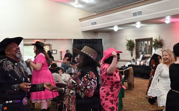 Wild West tumbles into Fort Hood