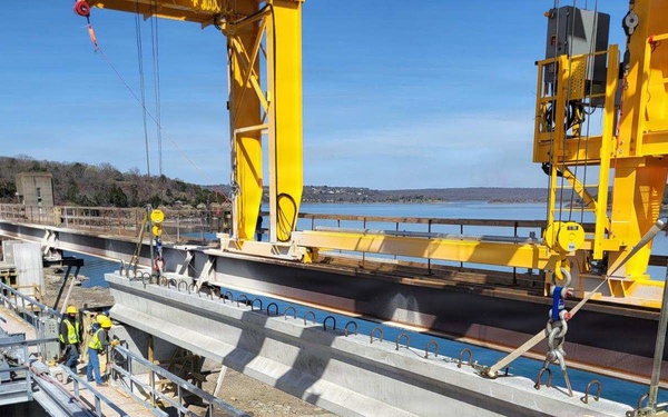 Major milestone for the Tenkiller Bridge project