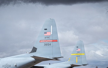 Mobility aircrews train with advanced tactics in Arizona