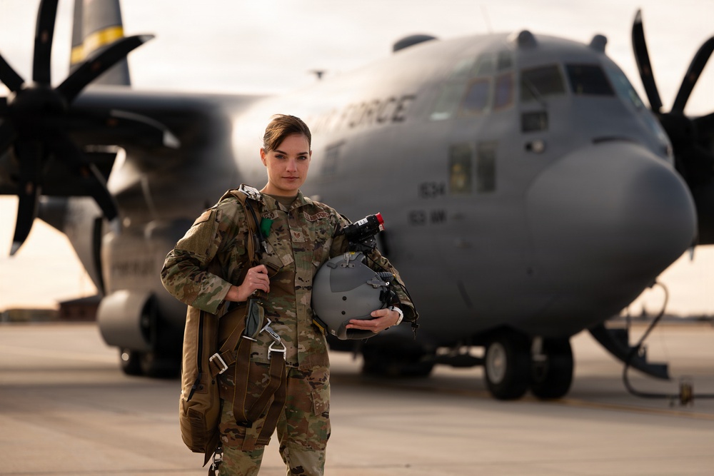 Good gear, no fear: aircrew flight equipment specialists keep the mission safe