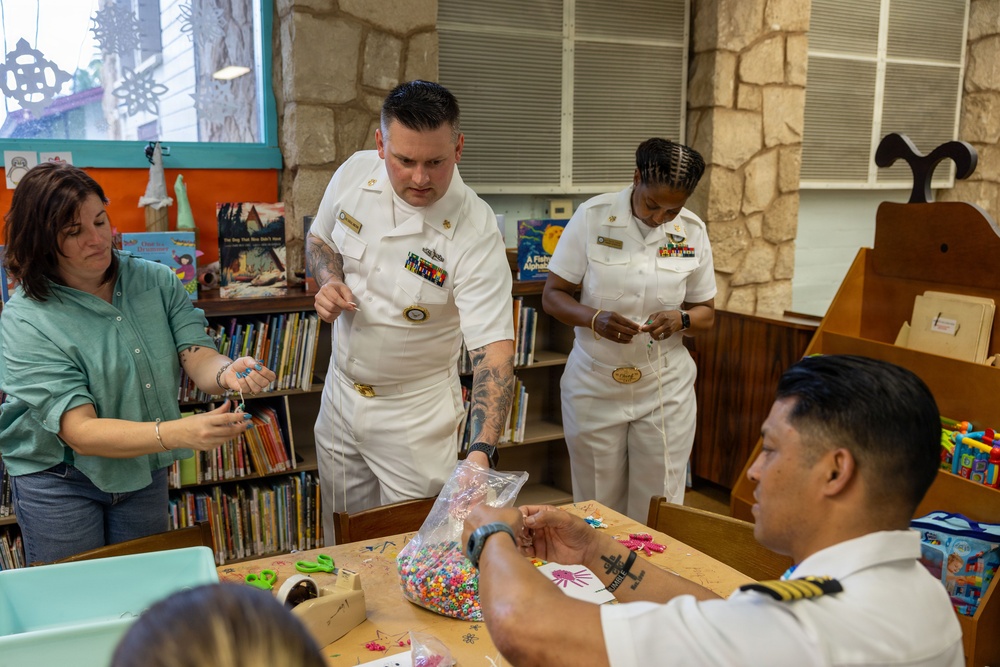 Sailors Participate In A Family Craft Making With The Community During Navy Week Hawai'i 2026