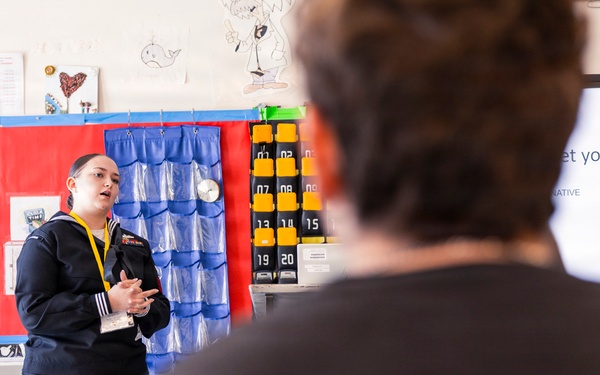 Recruiter visits Highlands High School