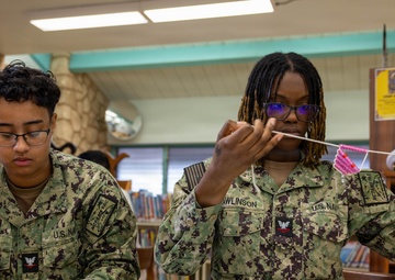 Sailors Participate In A Family Craft Making With The Community During Navy Week Hawai'i 2026