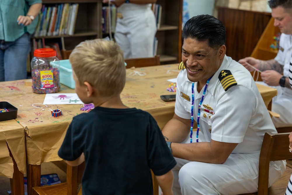 Sailors Participate In A Family Craft Making With The Community During Navy Week Hawai'i 2026