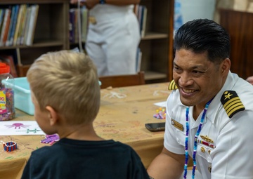 Sailors Participate In A Family Craft Making With The Community During Navy Week Hawai'i 2026