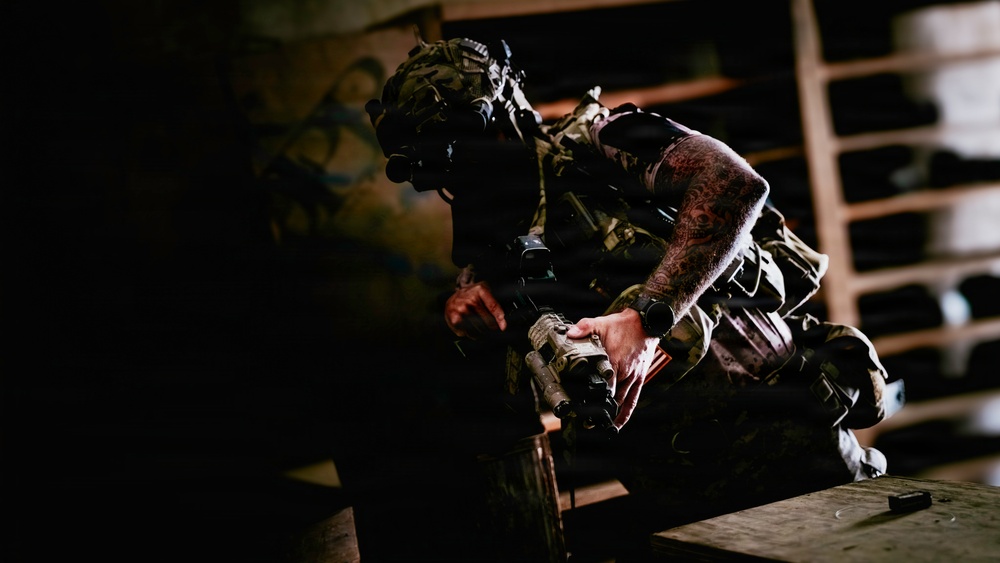 EOD Technicians Conduct a HME and IED Drill