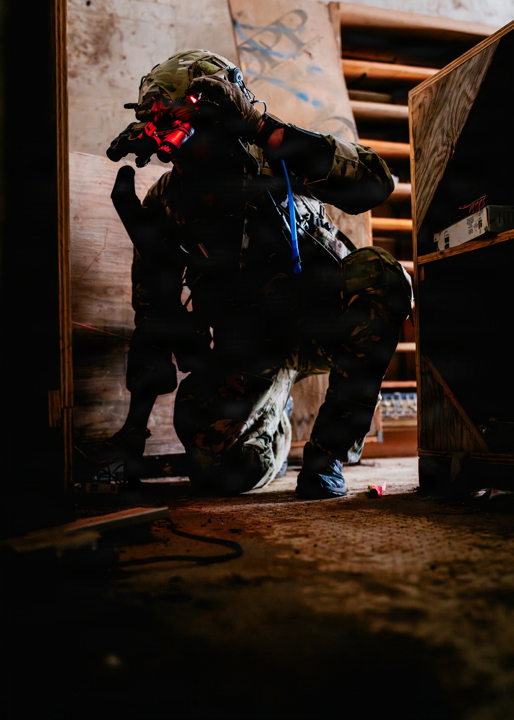 EOD Technicians Conduct a HME and IED Drill