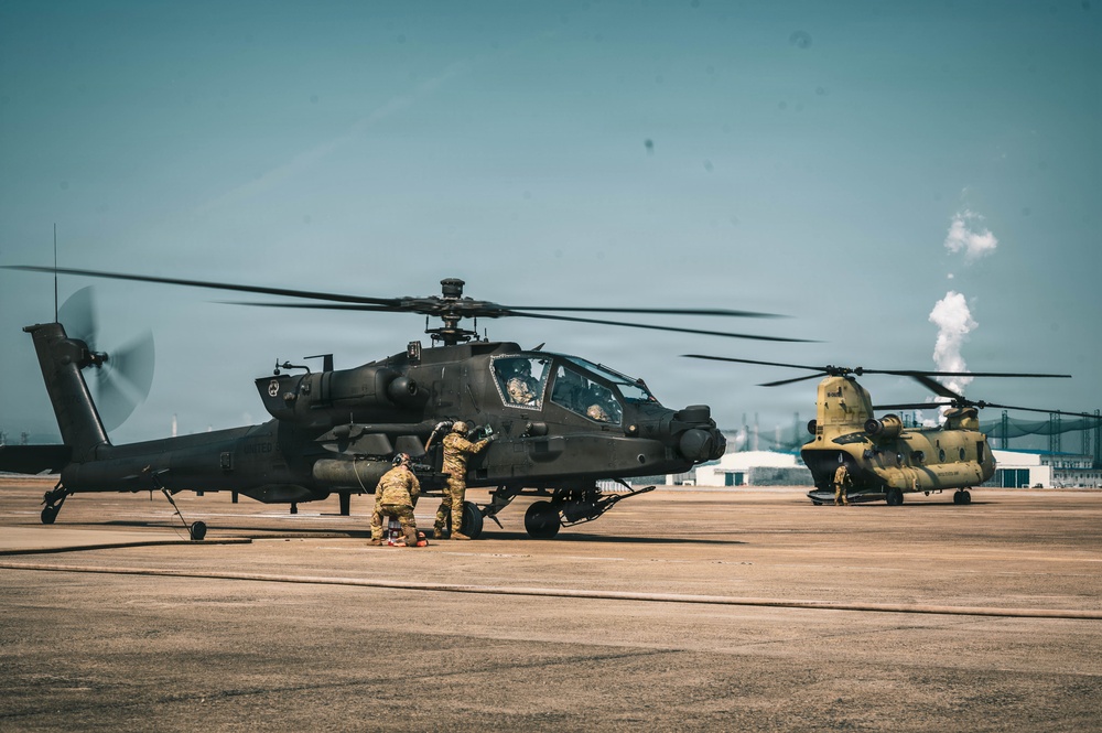 U.S. Army Aviation Demonstrates 1,300-Mile Long-Range Combat Capability During Talon Reach Exercise
