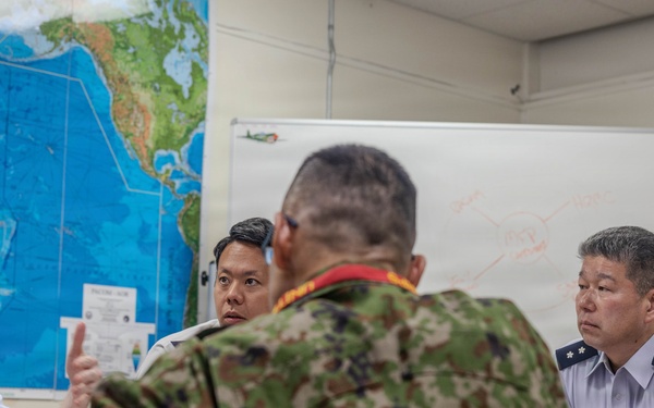 MARFORPAC hosts Japan Joint Staff Public Affairs at Camp H.M. Smith