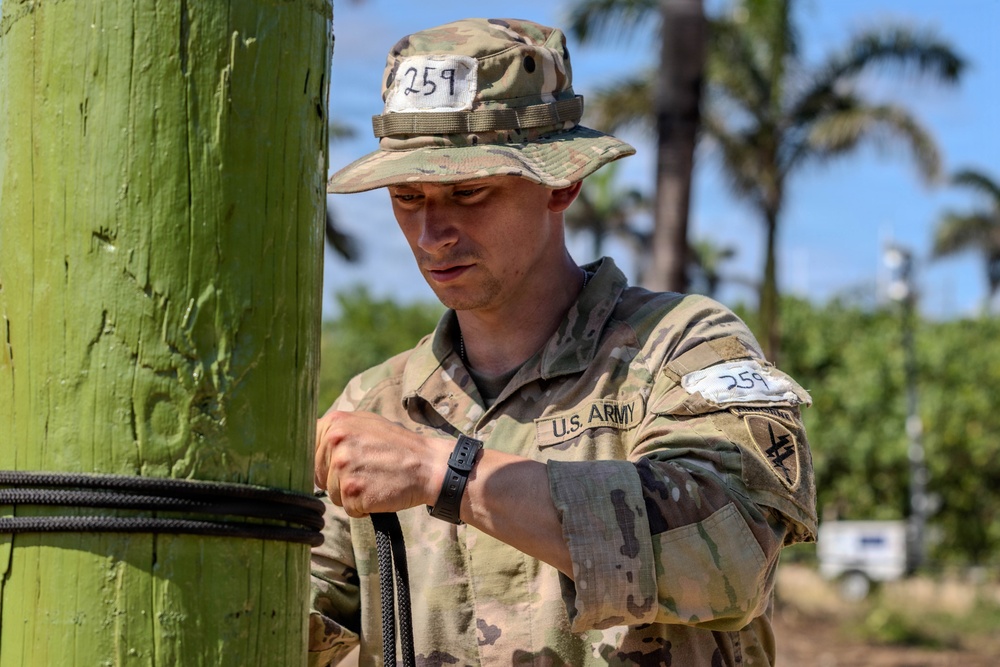 Jungle Operations Training Course - Panama 26-04: Z-Pully and Rope Bridge