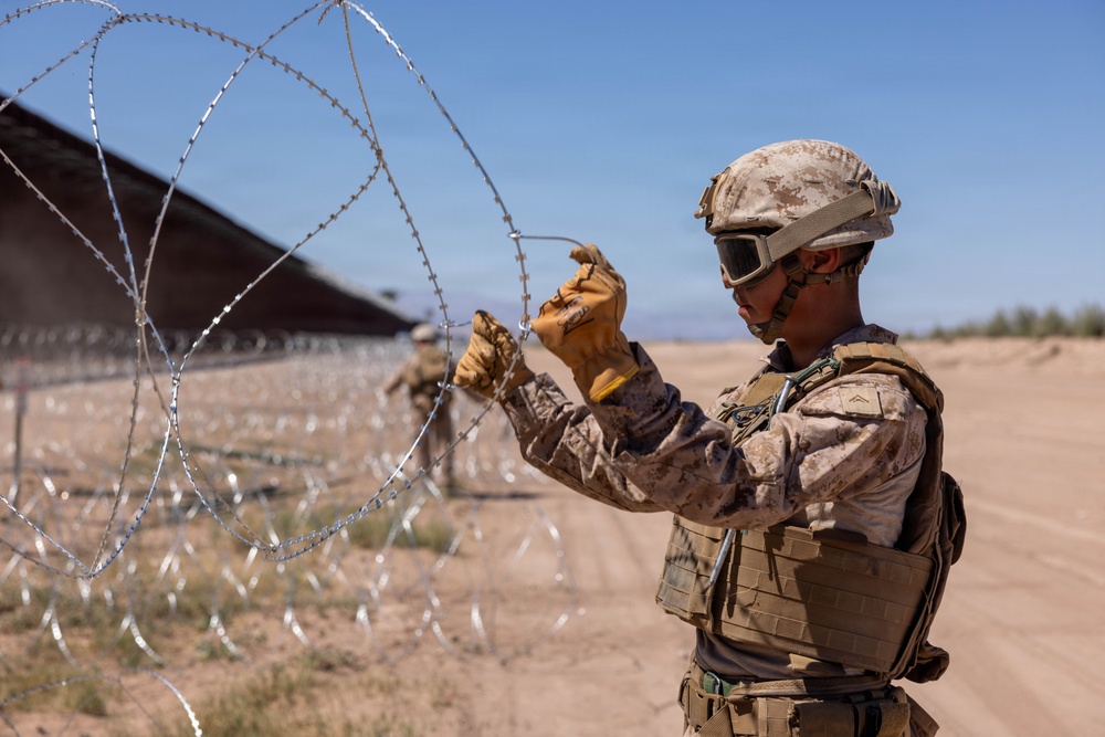 Marines with JTF-SB conduct border reinforcement