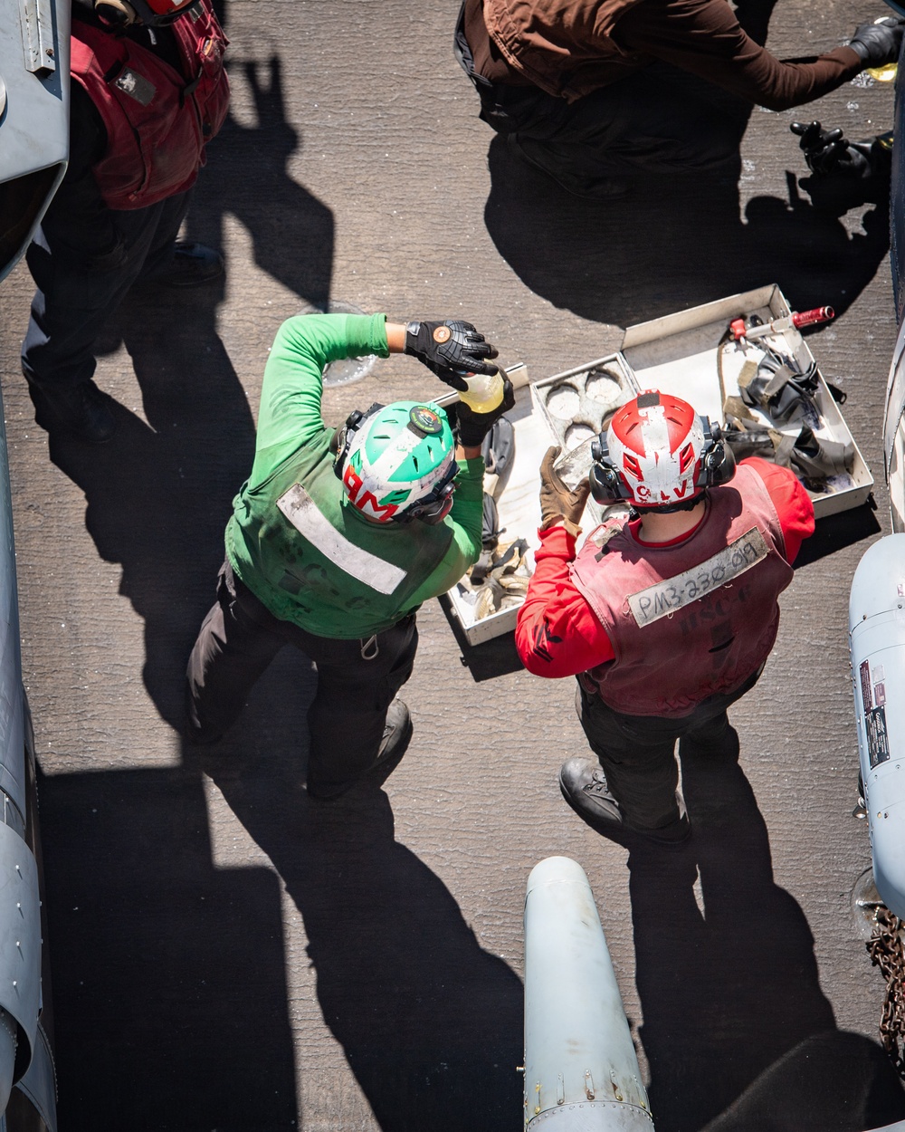 Nimitz Conduct Flight Operations