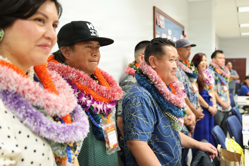 Eight NAVFAC Hawaii employees graduate from Employee Development Program