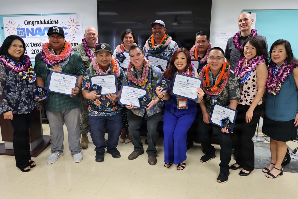 Eight NAVFAC Hawaii employees graduate from Employee Development Program