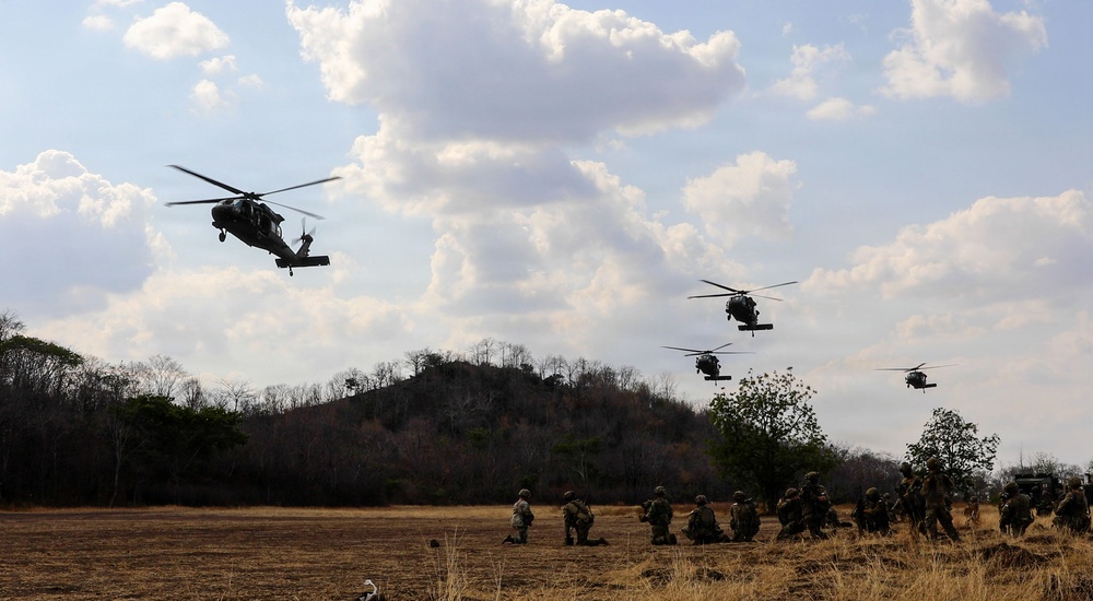 Hanuman Guardian | US Army Soldiers execute air assault operations in Thailand