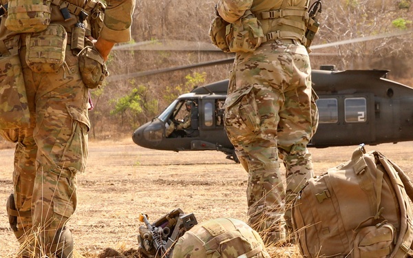 Hanuman Guardian | US Army Soldiers execute air assault operations in Thailand