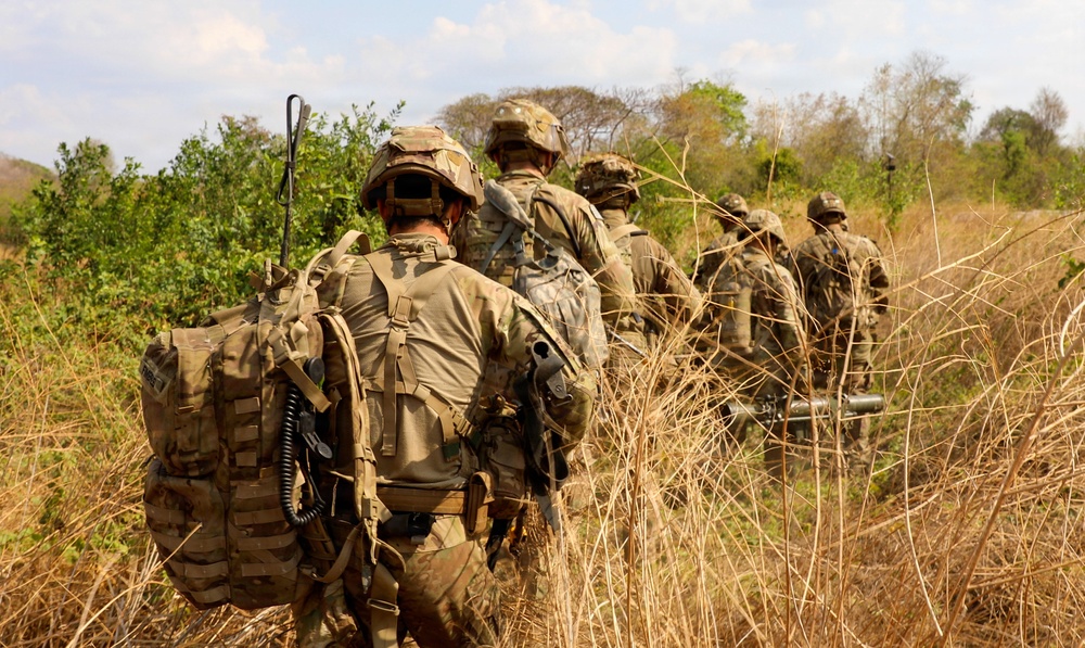 Hanuman Guardian | US Army Soldiers execute air assault operations in Thailand