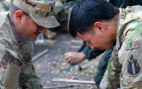 Hanuman Guardian | US Army Reserve Public Affairs Soldiers participate in Royal Thai Army Jungle Training