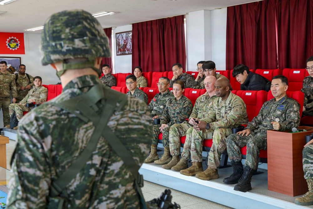 CFC Commander and ROK JCS Chairman Visit PY-Do During Freedom Shield 26