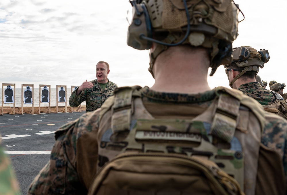 The 31st Marine Expeditionary Unit Conducts Live Fire onboard USS New Orleans (LPD 18)