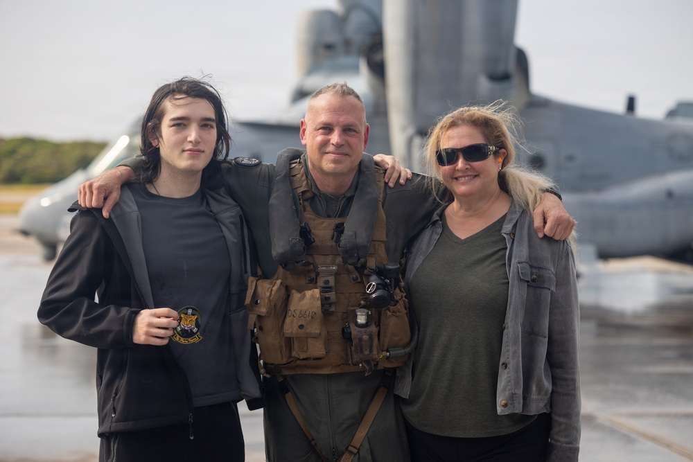 Maj. Gen. Annibale makes final flight as commanding general of 1st MAW