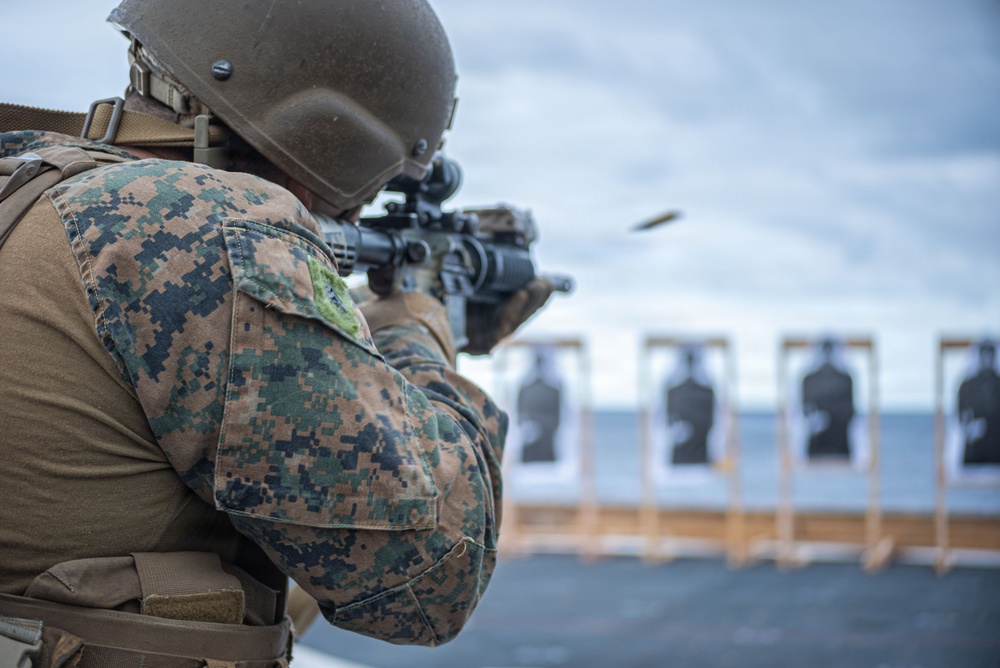 The 31st Marine Expeditionary Unit Conducts Live Fire onboard USS New Orleans (LPD 18)