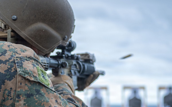 The 31st Marine Expeditionary Unit Conducts Live Fire onboard USS New Orleans (LPD 18)