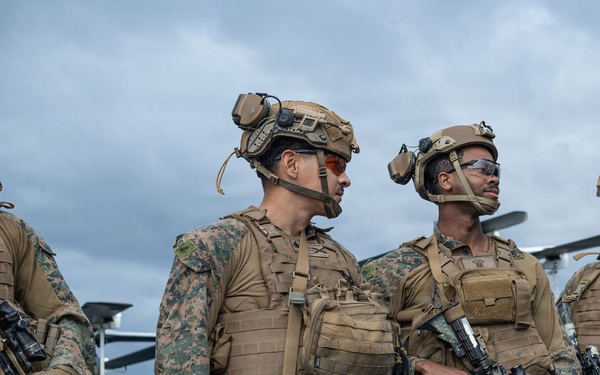 The 31st Marine Expeditionary Unit Conducts Live Fire onboard USS New Orleans (LPD 18)