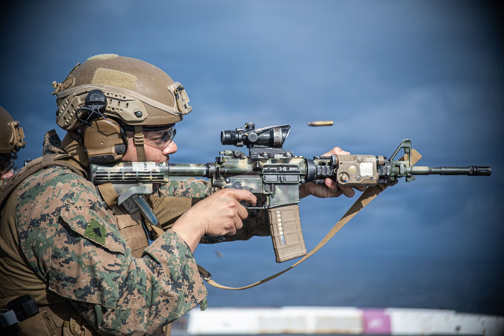 The 31st Marine Expeditionary Unit Conducts Live Fire onboard USS New Orleans (LPD 18)