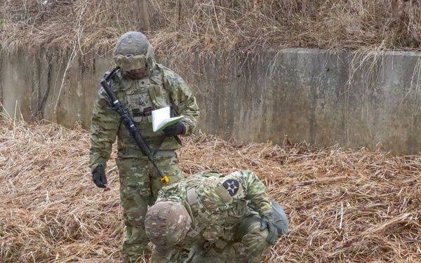 U.S. Army 2d Infantry Division/ROK-U.S. Combined Division and ROKA 1st Logistic Support Command conducts Joint Fuel and Water Purification training