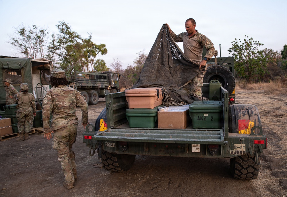 Hanuman Guardian | US - Thai Soldiers partner for field training