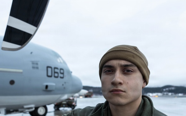 CORE26 | U.S. Marines refuel aircraft during Arctic exercise