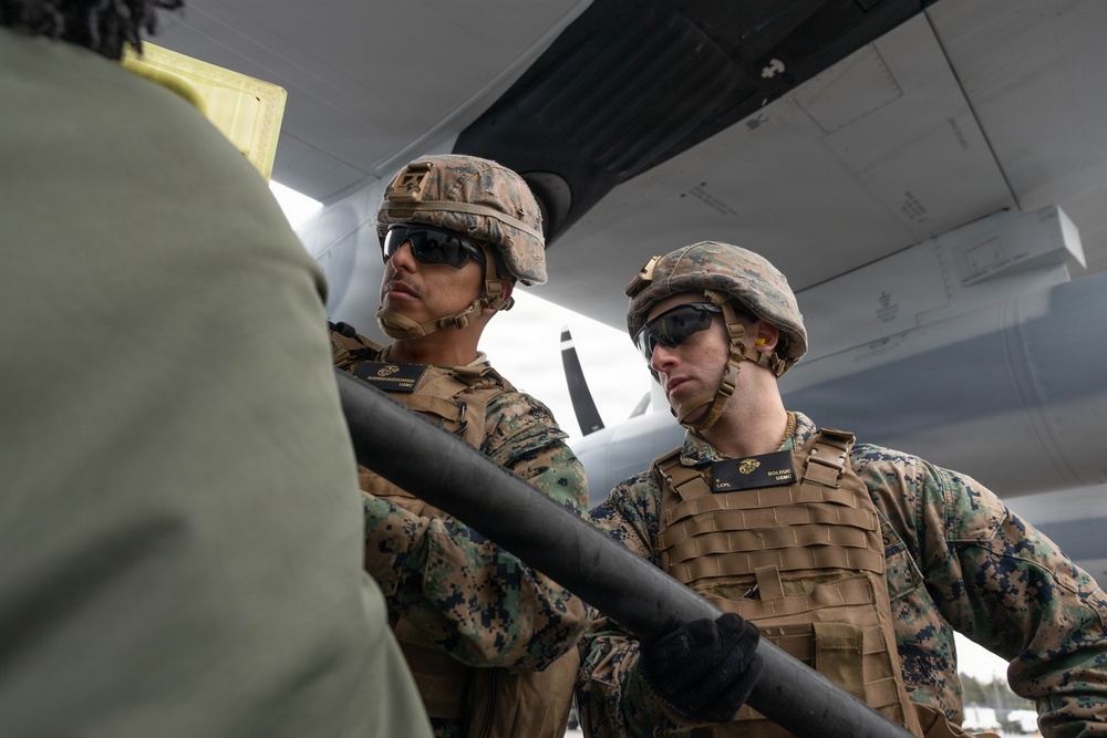 CORE26 | U.S. Marines refuel aircraft during Arctic exercise