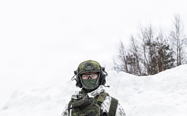 CORE26 | U.S. Marines and Finnish Airmen with the Lapland Air Wing Participate in a Media Day