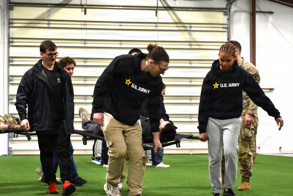 Future Soldiers train in Combat Lifesaver skills