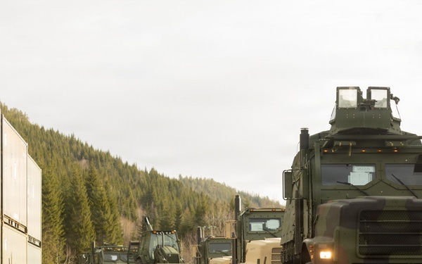 CORE26 | U.S. Marines Transport Ground and Logistical Equipment to Caves during Arctic Exercise