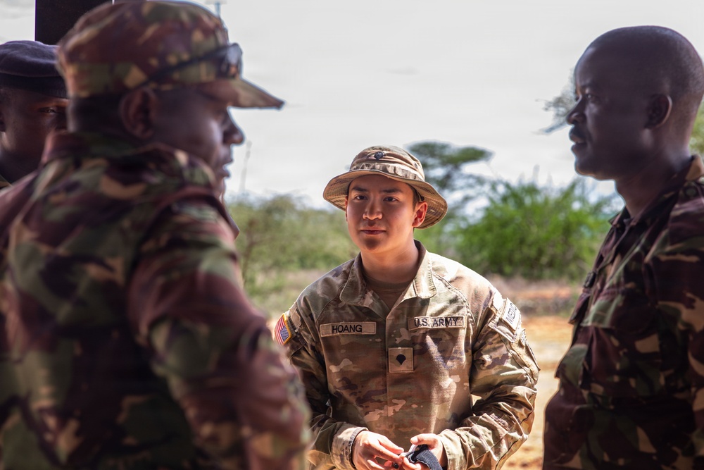 US, Kenya teams share lifesaving skills during Justified Accord 2026