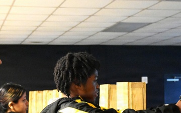Future Soldiers conduct weapons simulation training