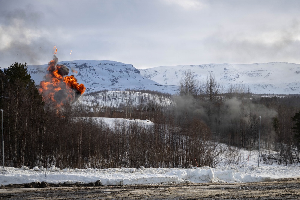 CORE26 | NATO Secretary General Visits NATO Allies and U.S. Marines During Arctic Exercise