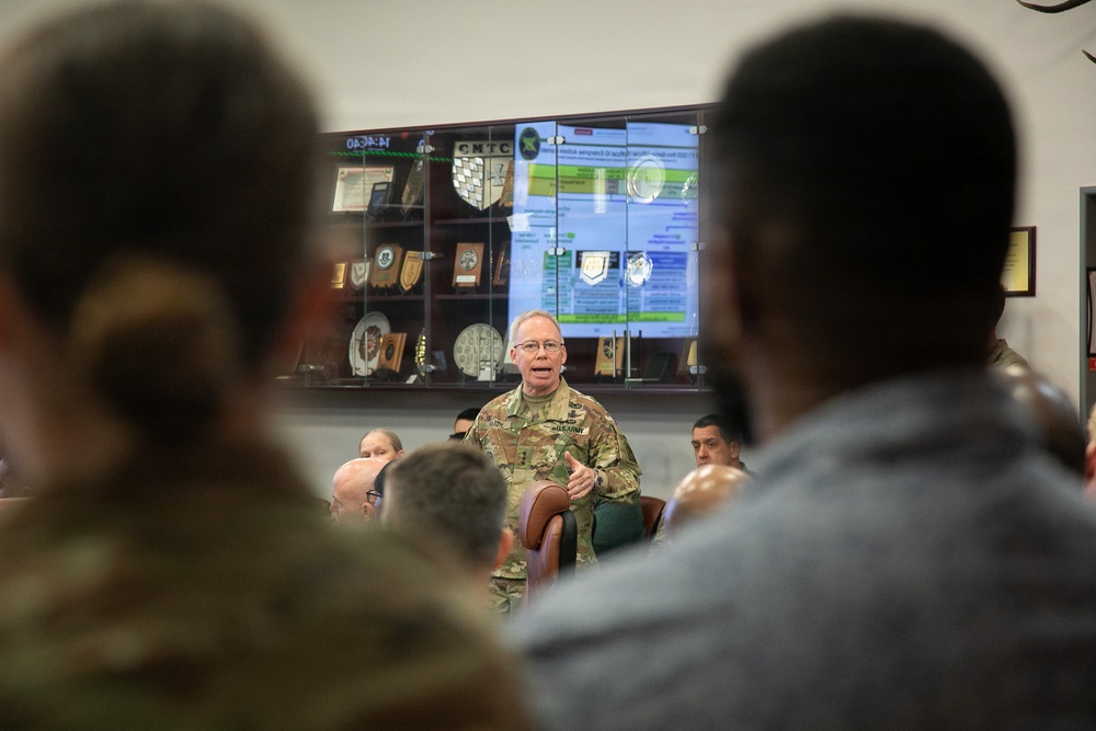 Inspector General Visits 7ATC