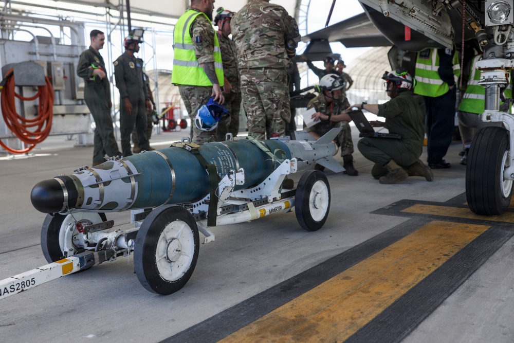 VMFAT-502 hosts UK Royal Air Force, Royal Navy