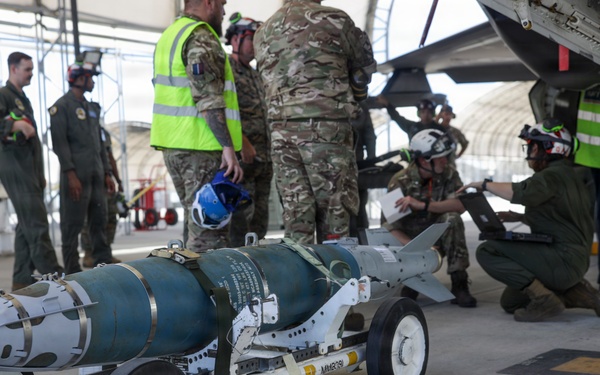 VMFAT-502 hosts UK Royal Air Force, Royal Navy