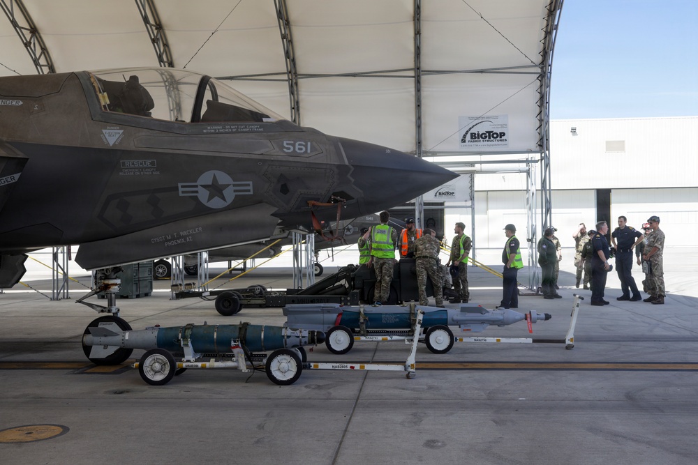 VMFAT-502 hosts UK Royal Air Force, Royal Navy