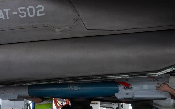 VMFAT-502 hosts UK Royal Air Force, Royal Navy