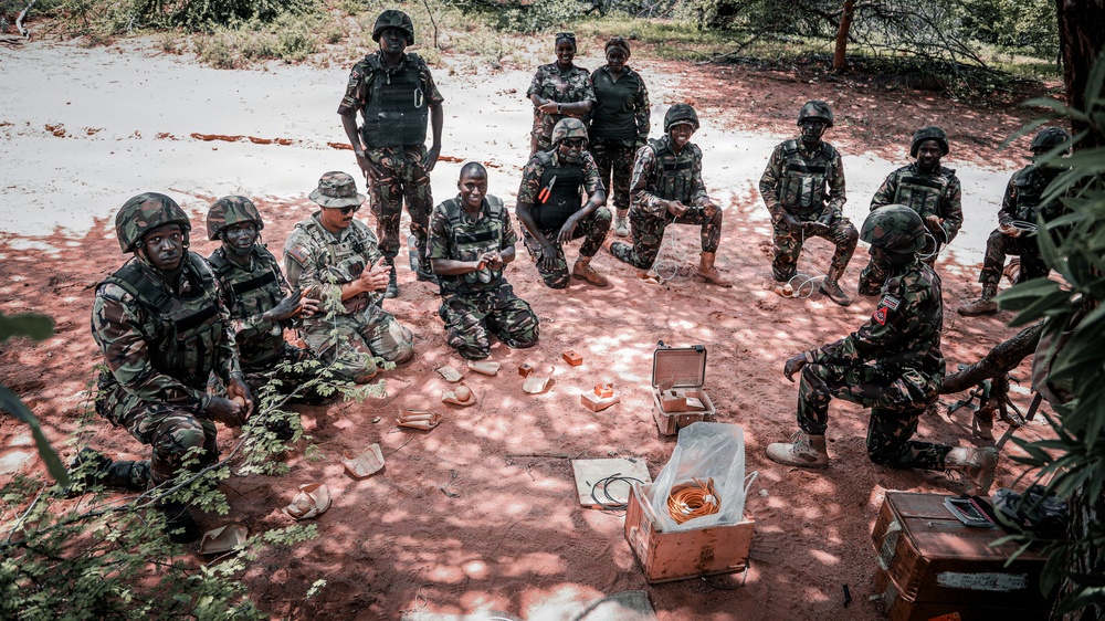 Multinational EOD teams train on demolition effects during Justified Accord 2026