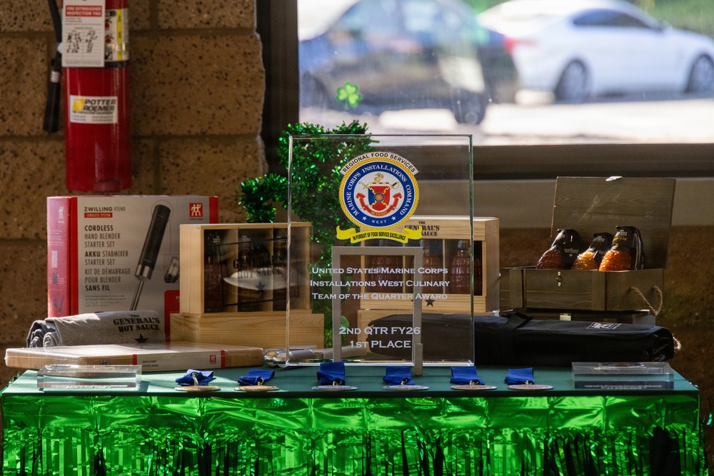 MCAS Miramar hosts MCI-West quarterly culinary team competition