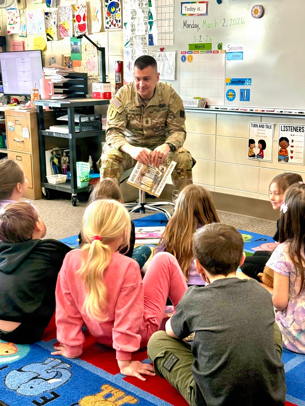 Fort McCoy Garrison leaders support Read Across America Week at local school