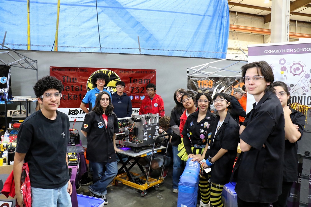 NAWCWD engineers teach FIRST teams to debug under pressure