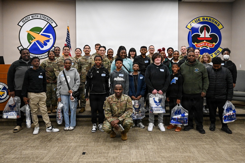 Boys and Girls Club engages with Team Little Rock