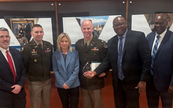 PAE Fires Leaders Earn 2025 Army Acquisition Executive Excellence in Leadership Awards